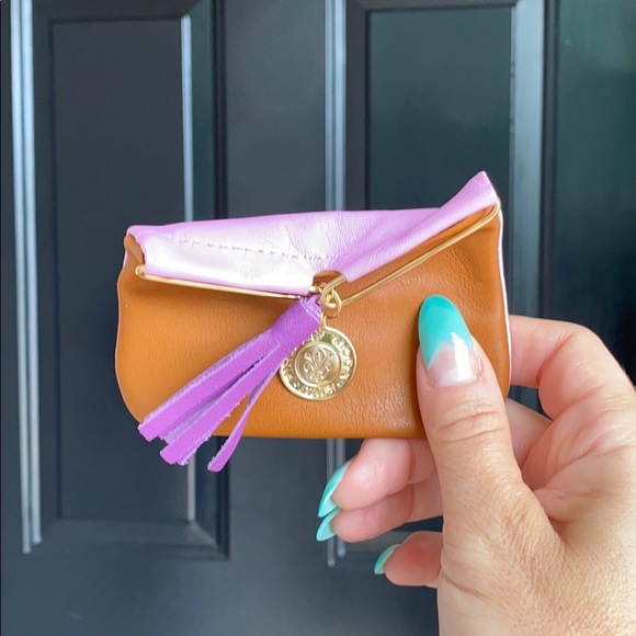 Lilac and tan leather coin purse - Picture 12 of 14